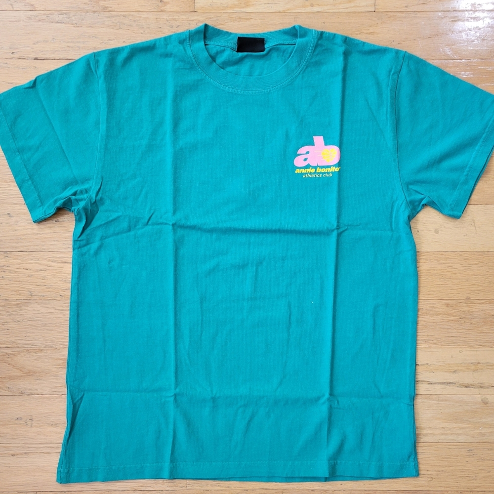 annie bonito athletics club Graphic SS T-Shirt Size L (Unisex)
